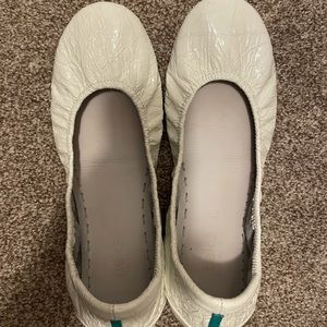 Diamond White Croc Size 10